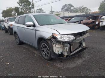  Salvage Mitsubishi Outlander