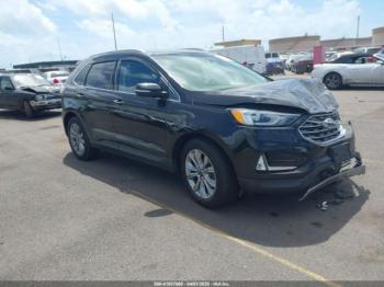  Salvage Ford Edge