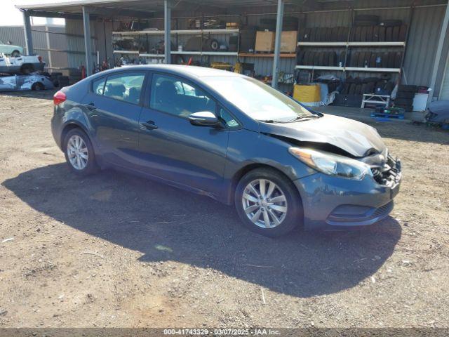  Salvage Kia Forte