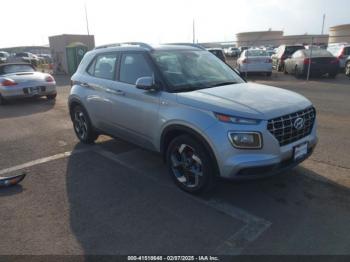 Salvage Hyundai VENUE