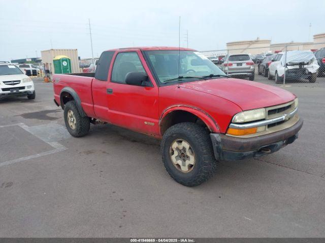  Salvage Chevrolet S-10