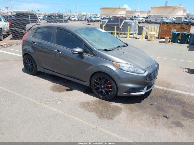  Salvage Ford Fiesta