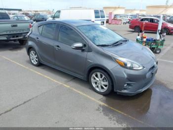  Salvage Toyota Prius c