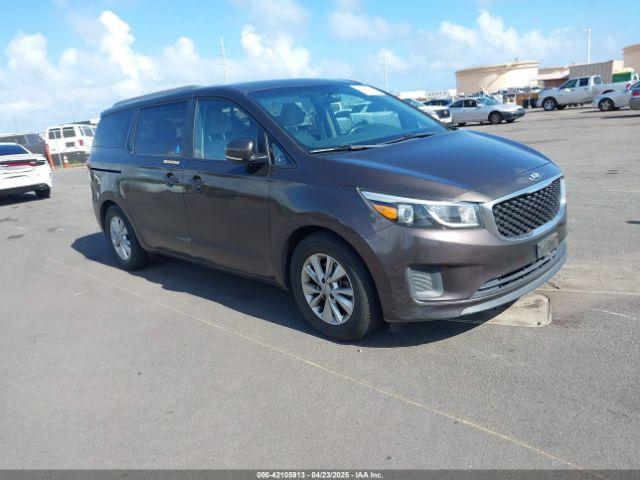 Salvage Kia Sedona
