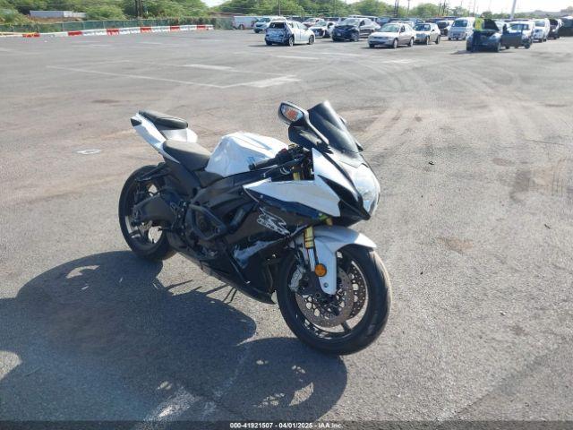  Salvage Suzuki Gsx-r750