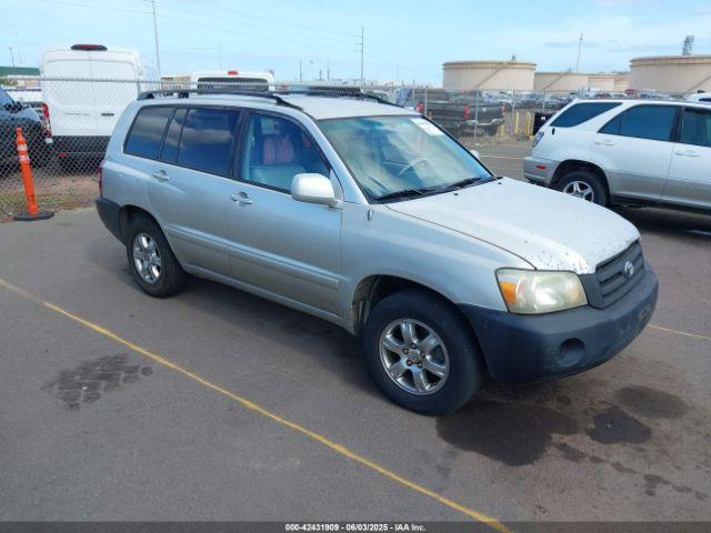  Salvage Toyota Highlander