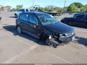  Salvage Volkswagen Tiguan