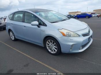  Salvage Toyota Prius v