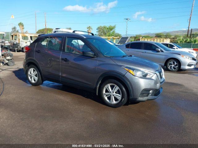  Salvage Nissan Kicks