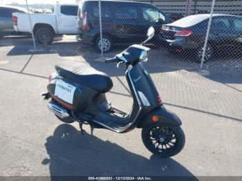  Salvage Vespa Primavera Sprint