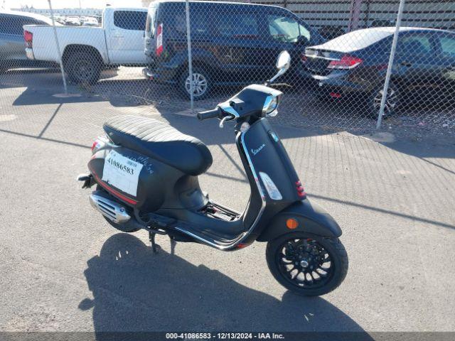  Salvage Vespa Primavera Sprint