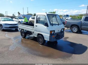  Salvage Subaru Sambar