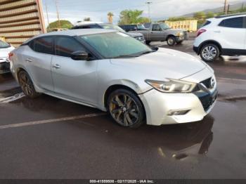  Salvage Nissan Maxima
