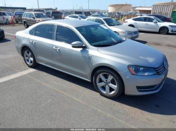  Salvage Volkswagen Passat