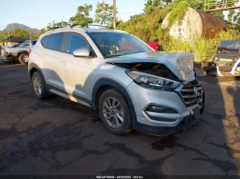  Salvage Hyundai TUCSON
