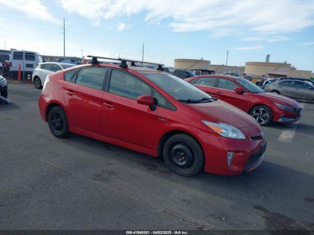  Salvage Toyota Prius