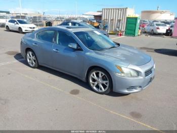  Salvage Nissan Maxima