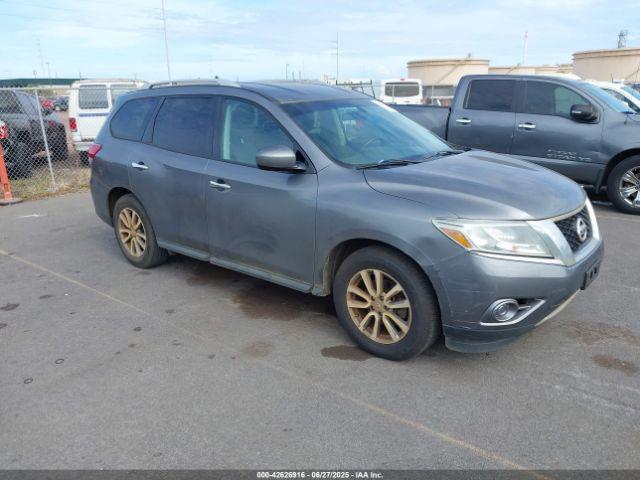  Salvage Nissan Pathfinder
