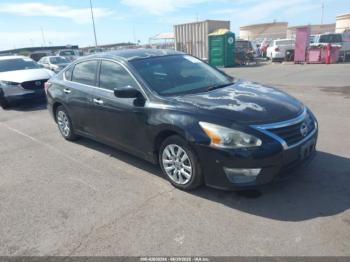  Salvage Nissan Altima