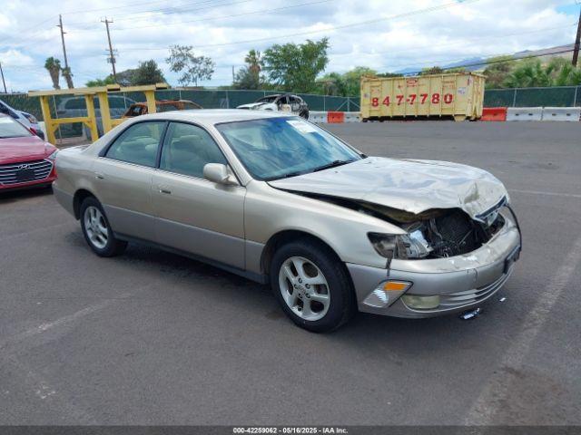  Salvage Lexus Es