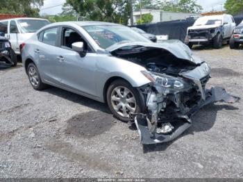  Salvage Mazda Mazda3