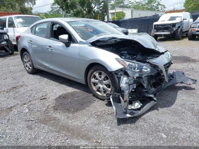  Salvage Mazda Mazda3