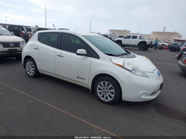  Salvage Nissan LEAF