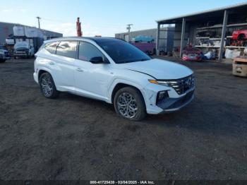  Salvage Hyundai TUCSON