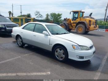  Salvage Lexus Es