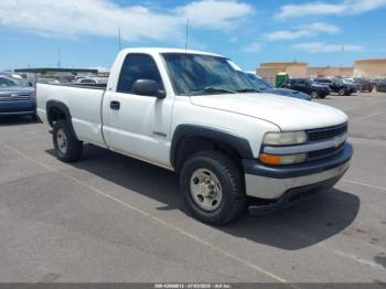  Salvage Chevrolet Silverado 2500