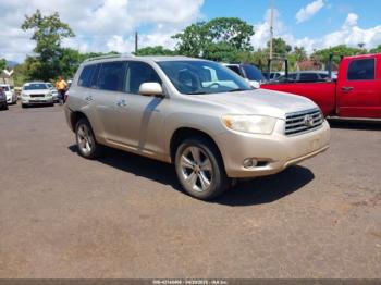  Salvage Toyota Highlander