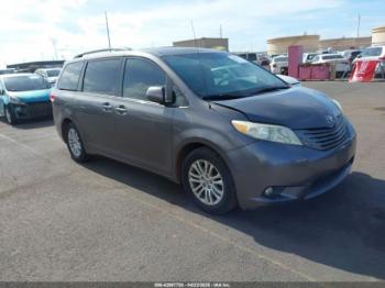  Salvage Toyota Sienna
