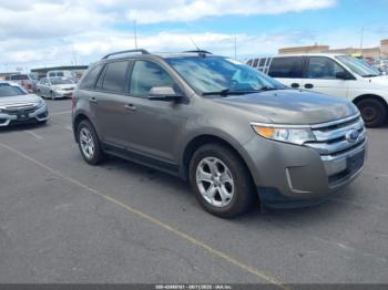  Salvage Ford Edge