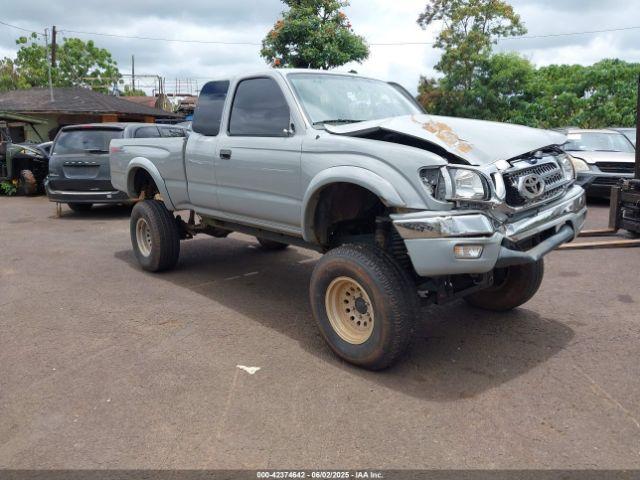  Salvage Toyota Tacoma