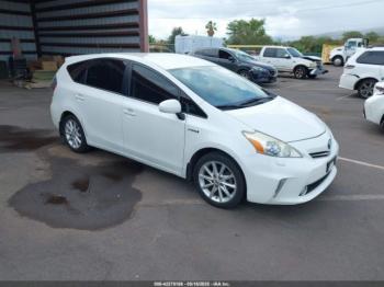 Salvage Toyota Prius v