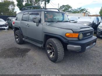  Salvage Toyota FJ Cruiser