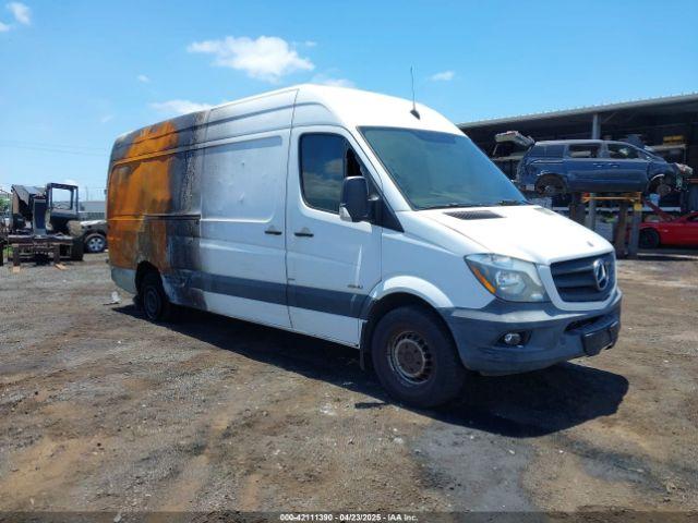  Salvage Mercedes-Benz Sprinter 2500