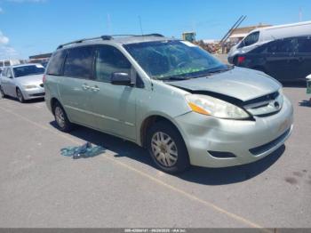  Salvage Toyota Sienna