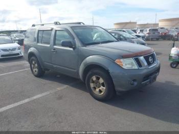  Salvage Nissan Pathfinder