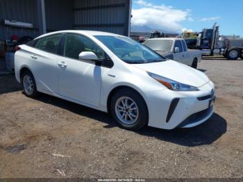  Salvage Toyota Prius