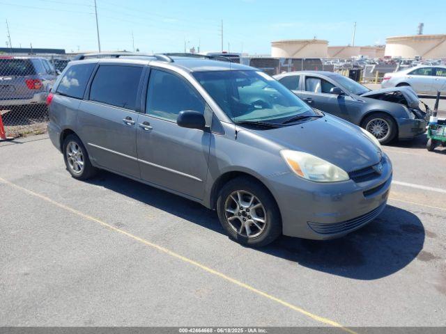  Salvage Toyota Sienna