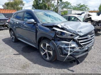  Salvage Hyundai TUCSON