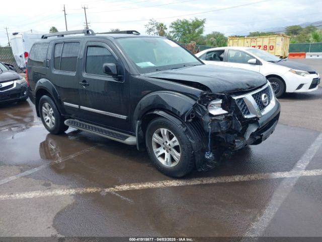  Salvage Nissan Pathfinder