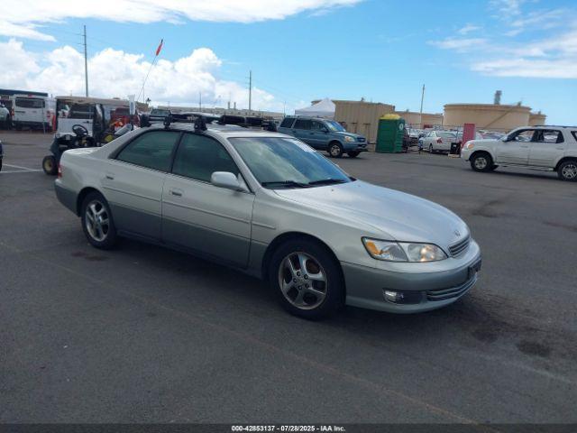  Salvage Lexus Es