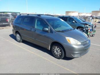  Salvage Toyota Sienna