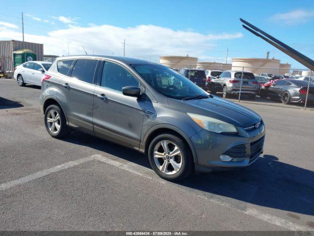  Salvage Ford Escape