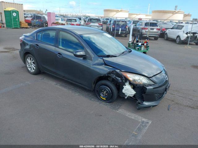  Salvage Mazda Mazda3