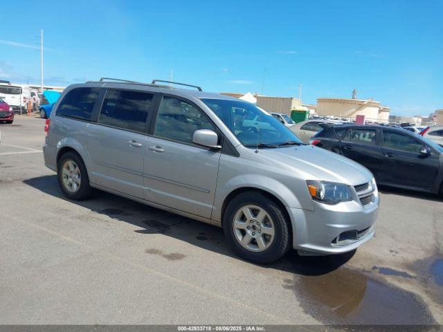  Salvage Dodge Grand Caravan
