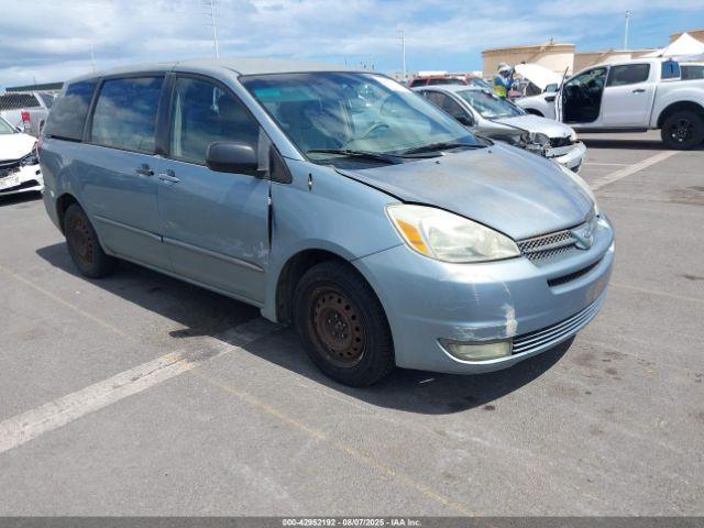  Salvage Toyota Sienna
