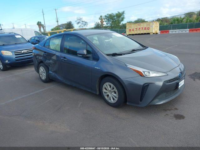  Salvage Toyota Prius